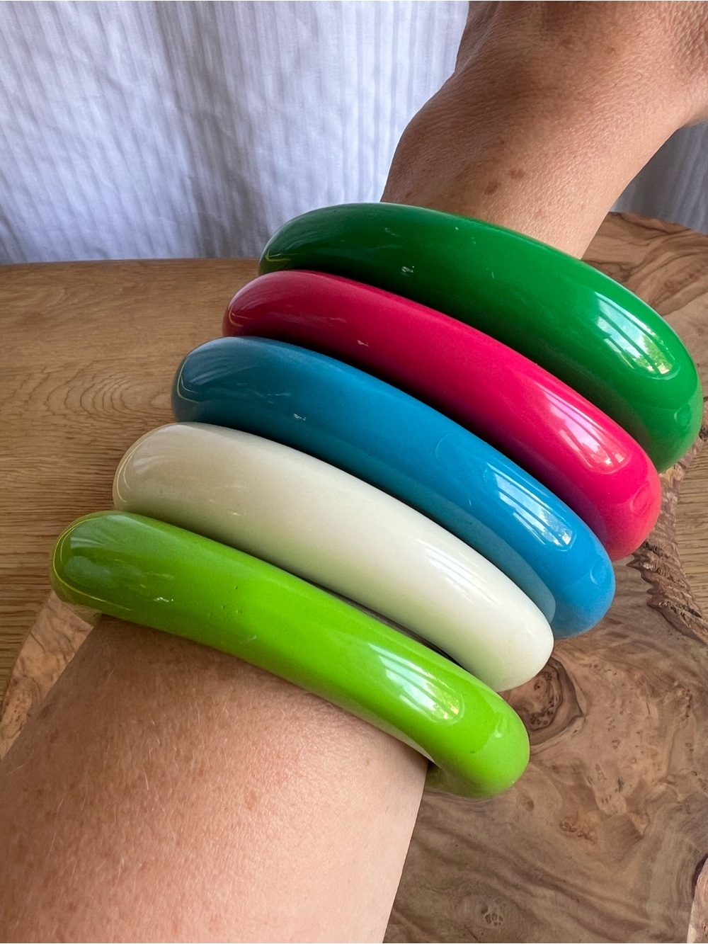 Eye-Popping Vintage Resin Bracelet Set - Green, Hot Pink, Turquoise, White, Lime